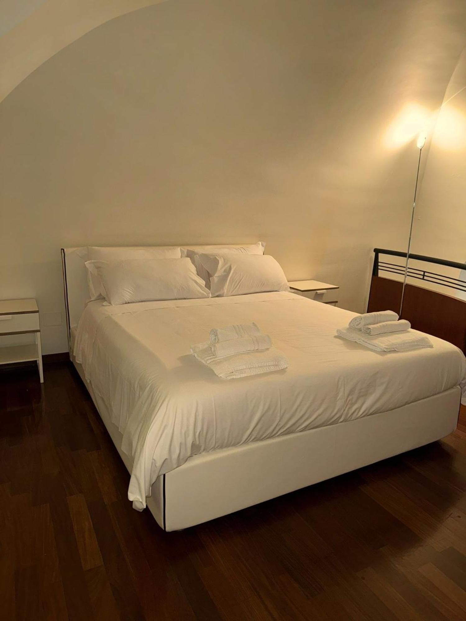 Roberto Exclusive Suite Bari Kültér fotó